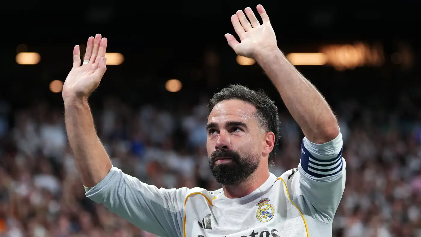كارفاخال يكشف كواليس اشتباكات غرفة ملابس ريال مدريد