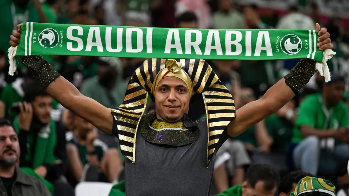مبادرة قطرية تتيح مساحة أكبر لتيفو الجماهير السعودية