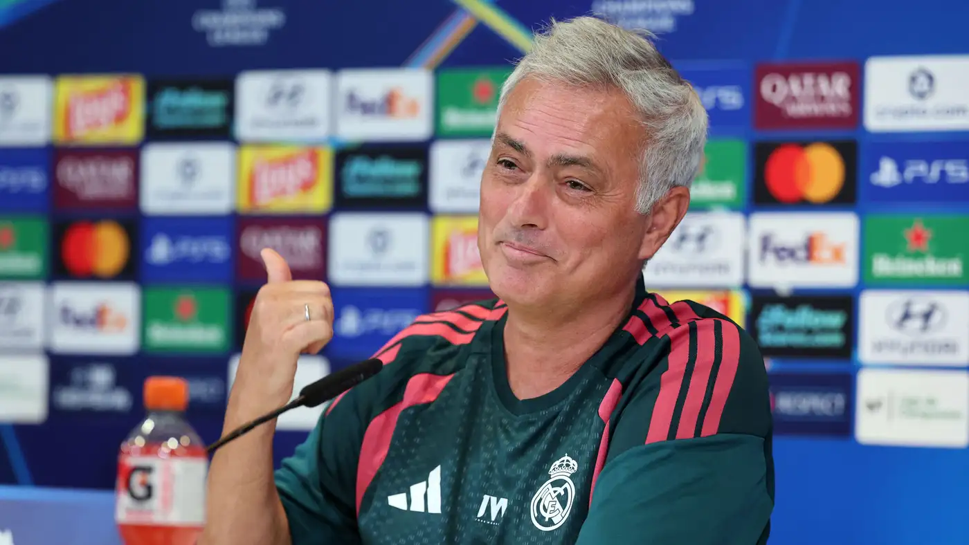 مورينيو يقتحم أزمة تيباس وريال مدريد بتصريح حاد