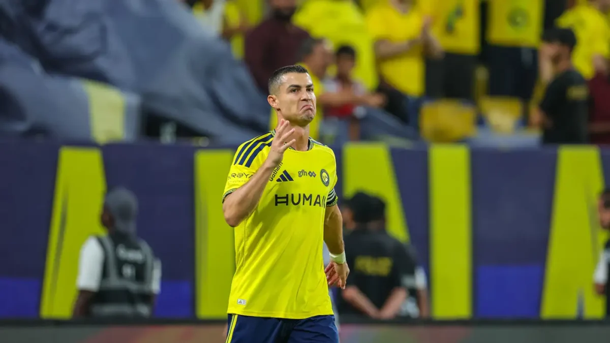 بوستيكوجلو يدعم رونالدو بعد أزمة منتخب البرتغال