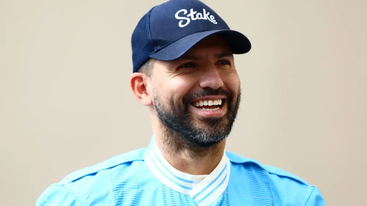 أجويرو يختار اللاعب الأفضل في تشيلسي