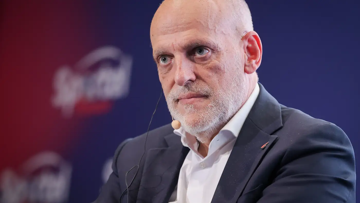 أزمة تصريحات تيباس وقناة ريال مدريد تتفاقم