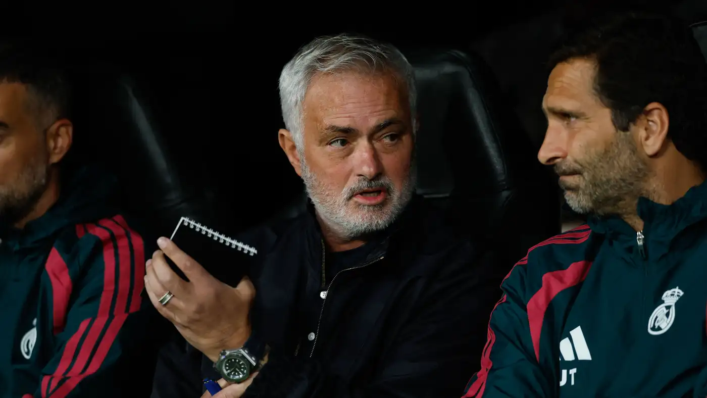 سلاح مورينيو الهجومي يواجه اختبار برشلونة الصعب