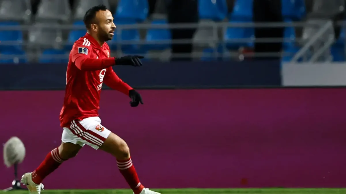 نتائج متباينة للأهلي والزمالك قبل قمة الدوري