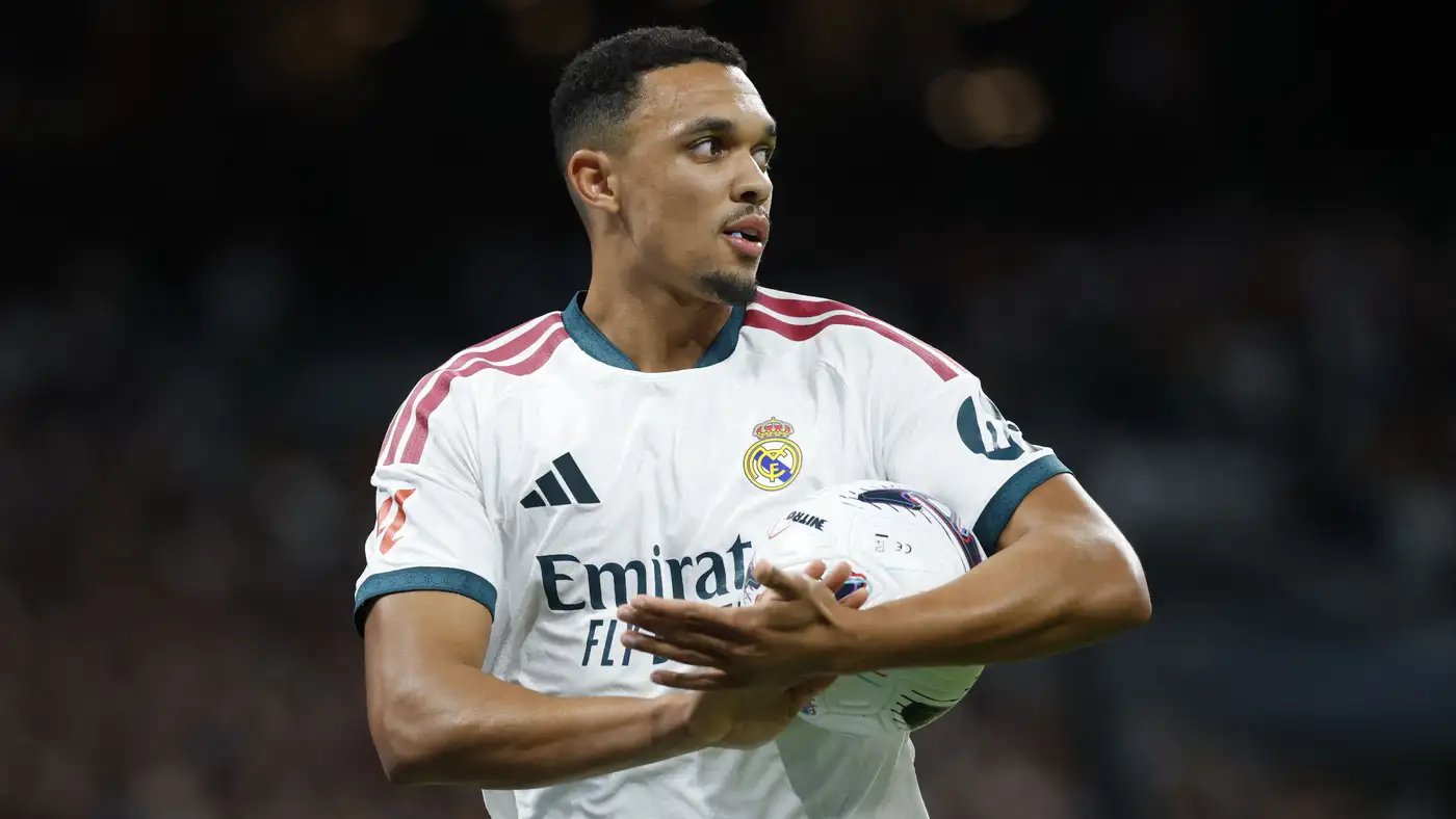 كاراجر ينتقد وضعية أرنولد في ريال مدريد