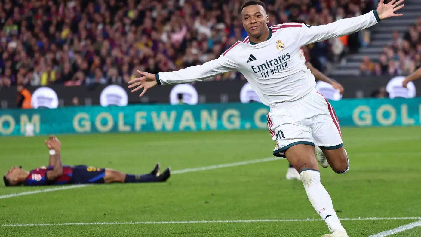 ماذا قال مبابي بعد قيادة ريال مدريد لهزيمة برشلونة؟