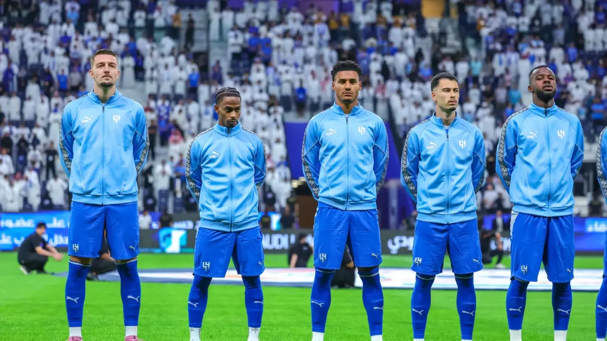 مارتينيلي وواتكينز يقودان الهلال لتجاوز الاتحاد