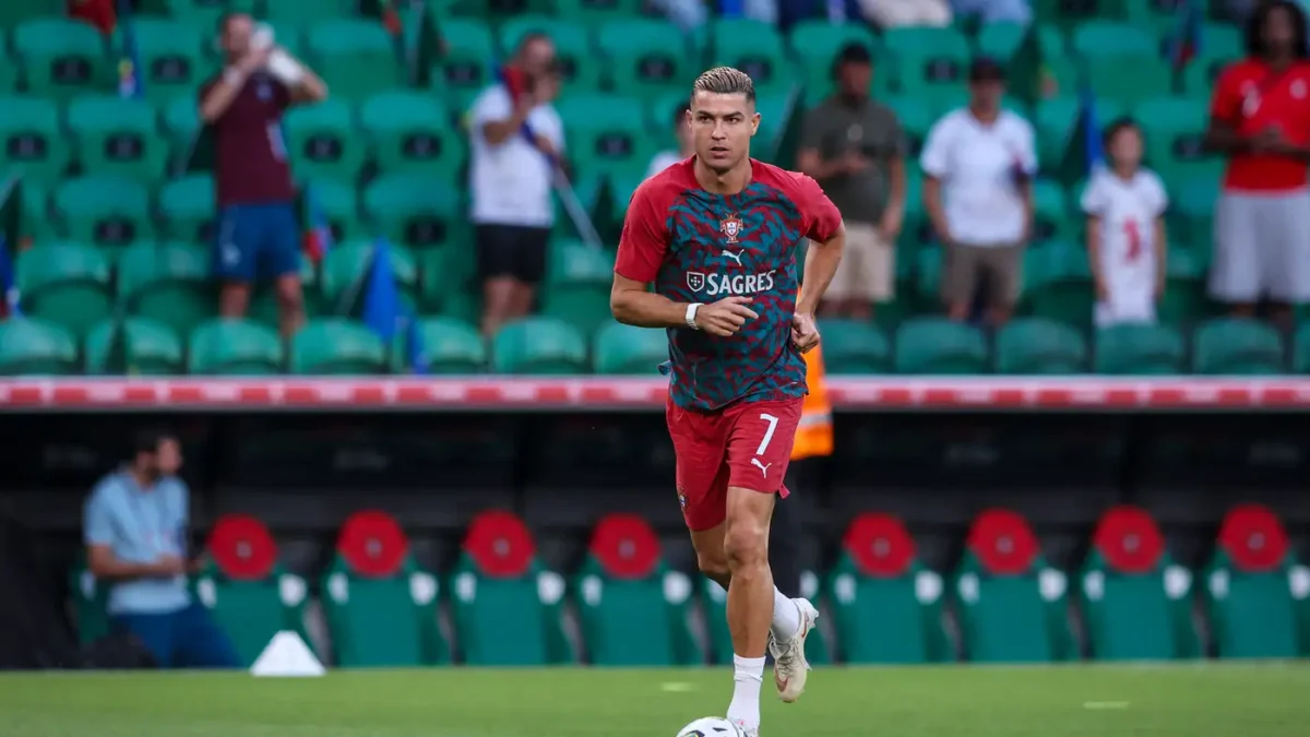 رونالدو يغادر معسكر البرتغال بعد خلاف مع جيسوس