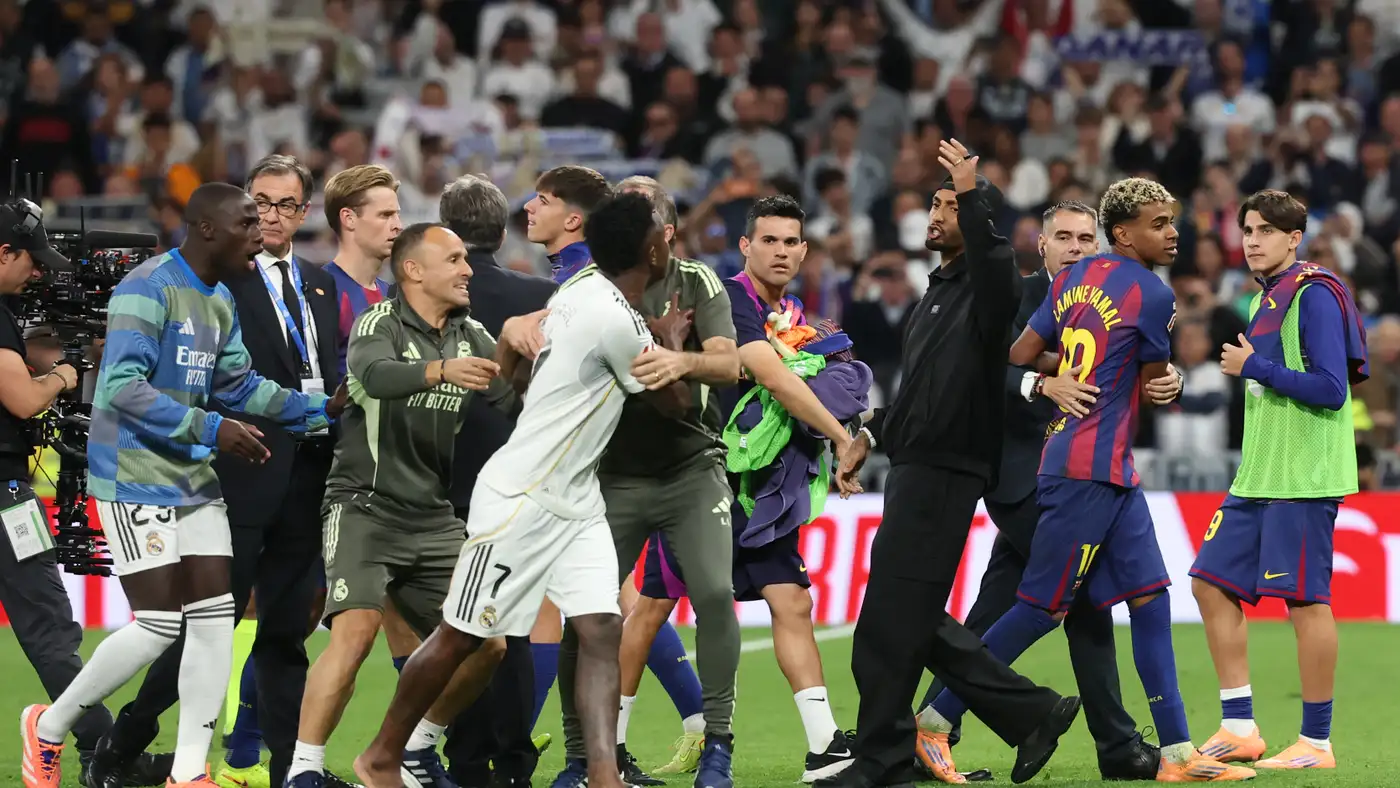 التشكيل الرسمي لكلاسيكو برشلونة وريال مدريد