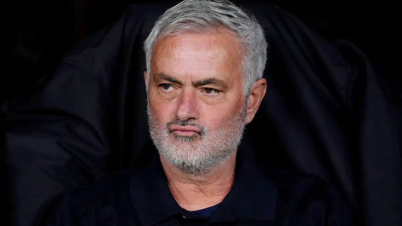 هل أربكت اعتراضات مورينيو ترتيبات حكام الكلاسيكو؟