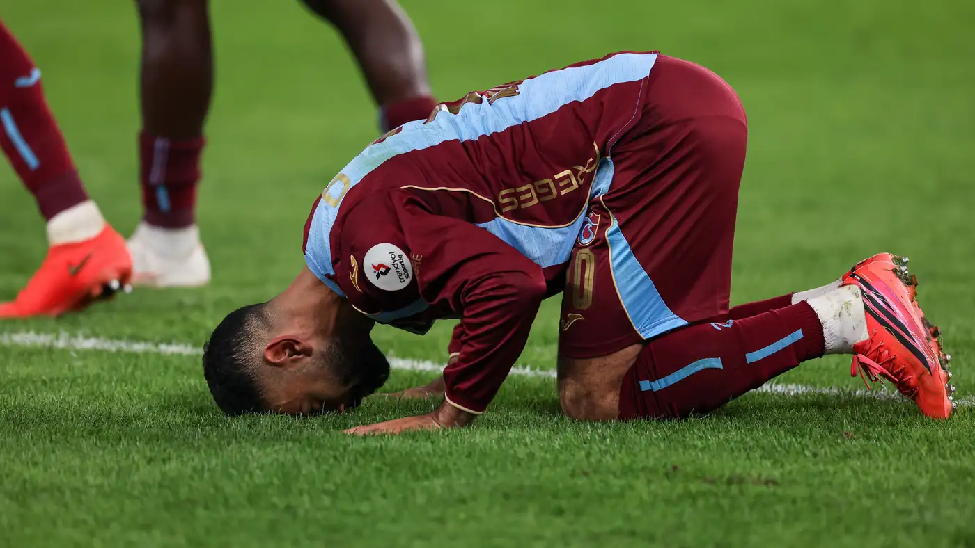 صحف تركيا تتغنى بتألق محمد صلاح أمام بشكتاش