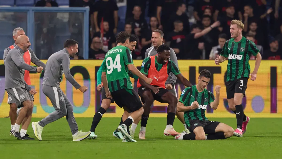 تعثر ميلان أمام ساسولو في الدوري الإيطالي