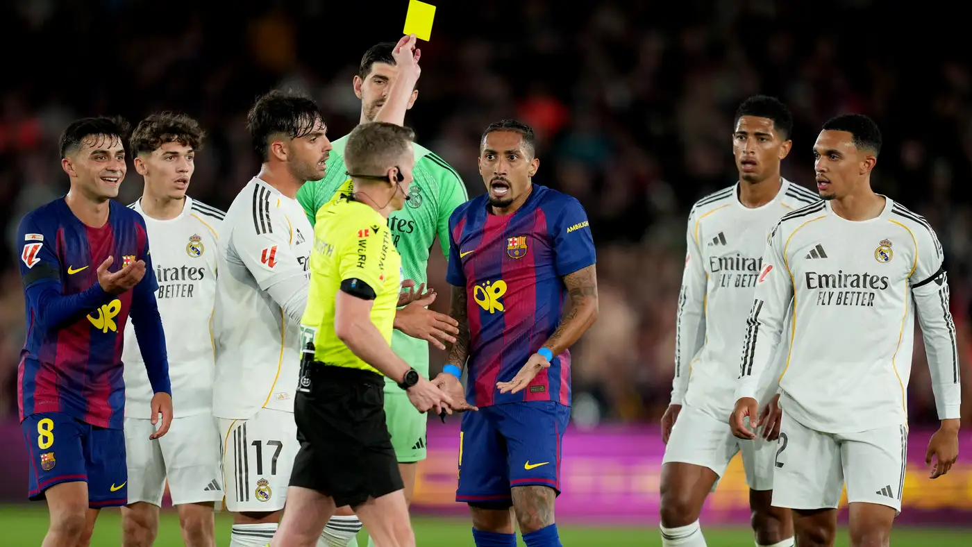قناة ريال مدريد تشن هجومًا تحكيميًا قبل الكلاسيكو