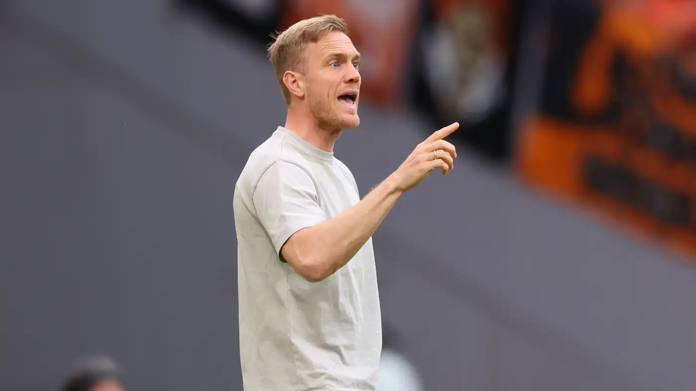 فيسينج يستبعد ثنائياً أجنبياً من لقاء الاتحاد والاتفاق