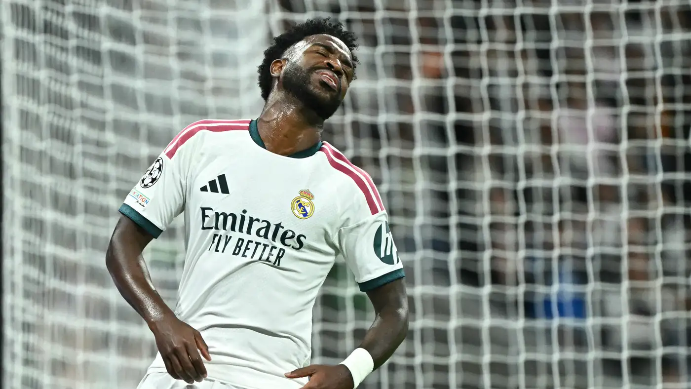 كيف تفاعل فينيسيوس مع انتصار ريال مدريد في الكلاسيكو؟