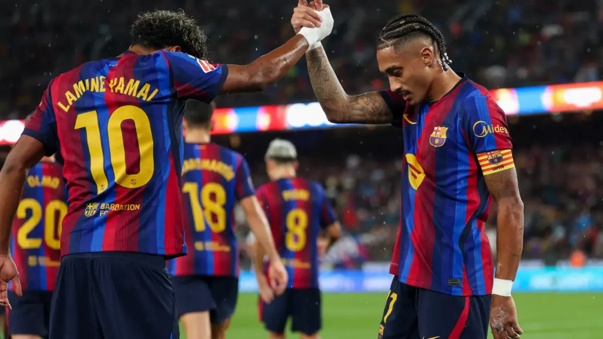 تسريب الشكل الكامل لقميص برشلونة في موسم 2027-2028