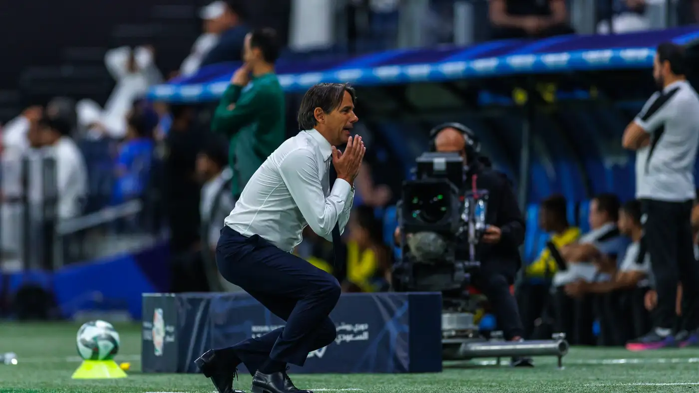 سامي الجابر يلوم مهاجمي الهلال ويمتدح إنزاجي