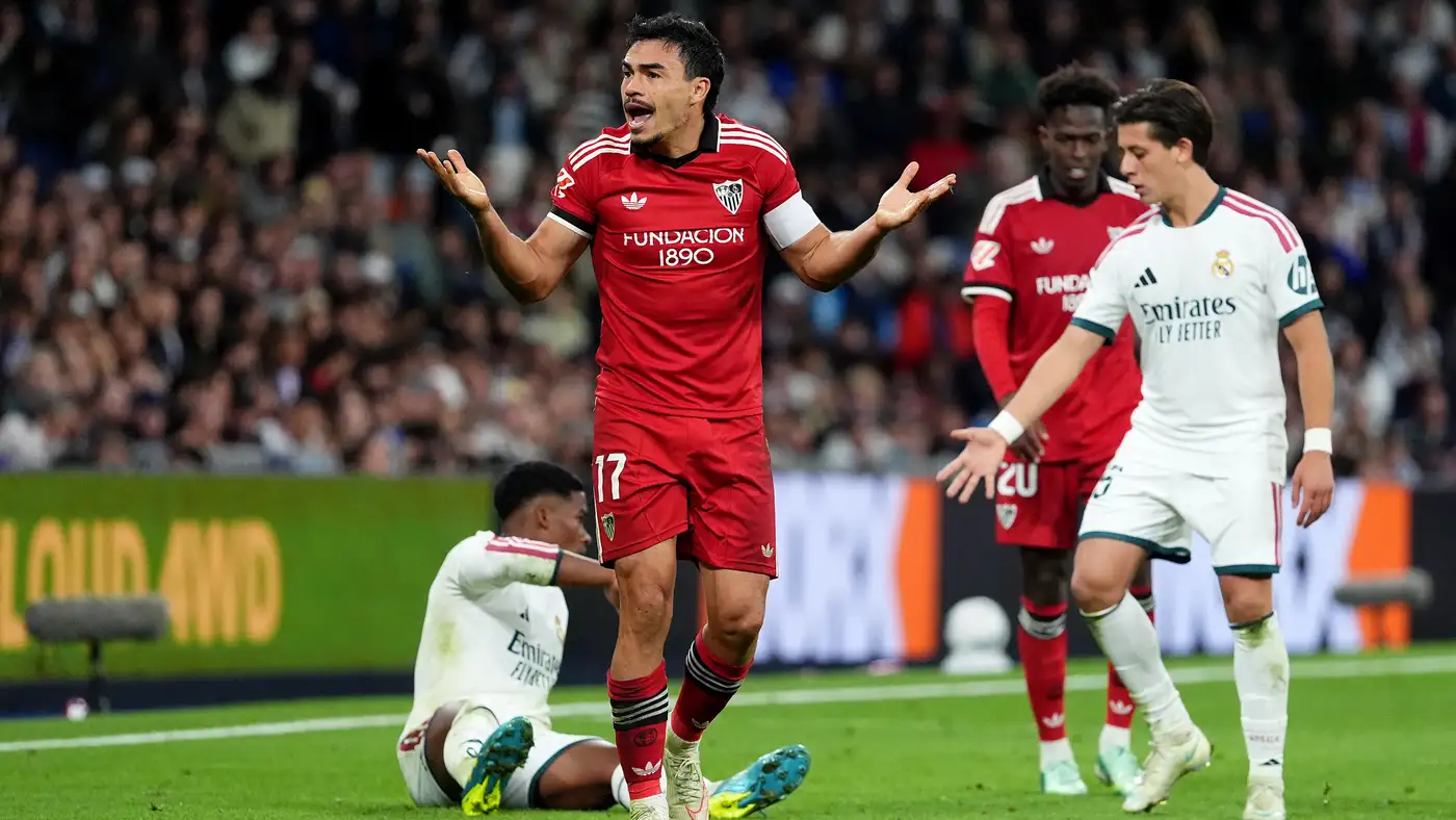 هجوم حاد من قناة ريال مدريد على إشبيلية وتيباس