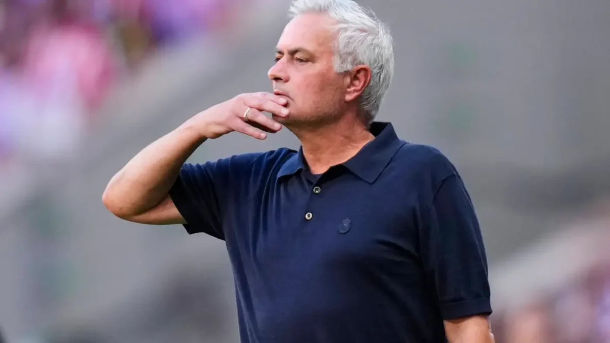 ريال مدريد يراقب مدافع باير ليفركوزن