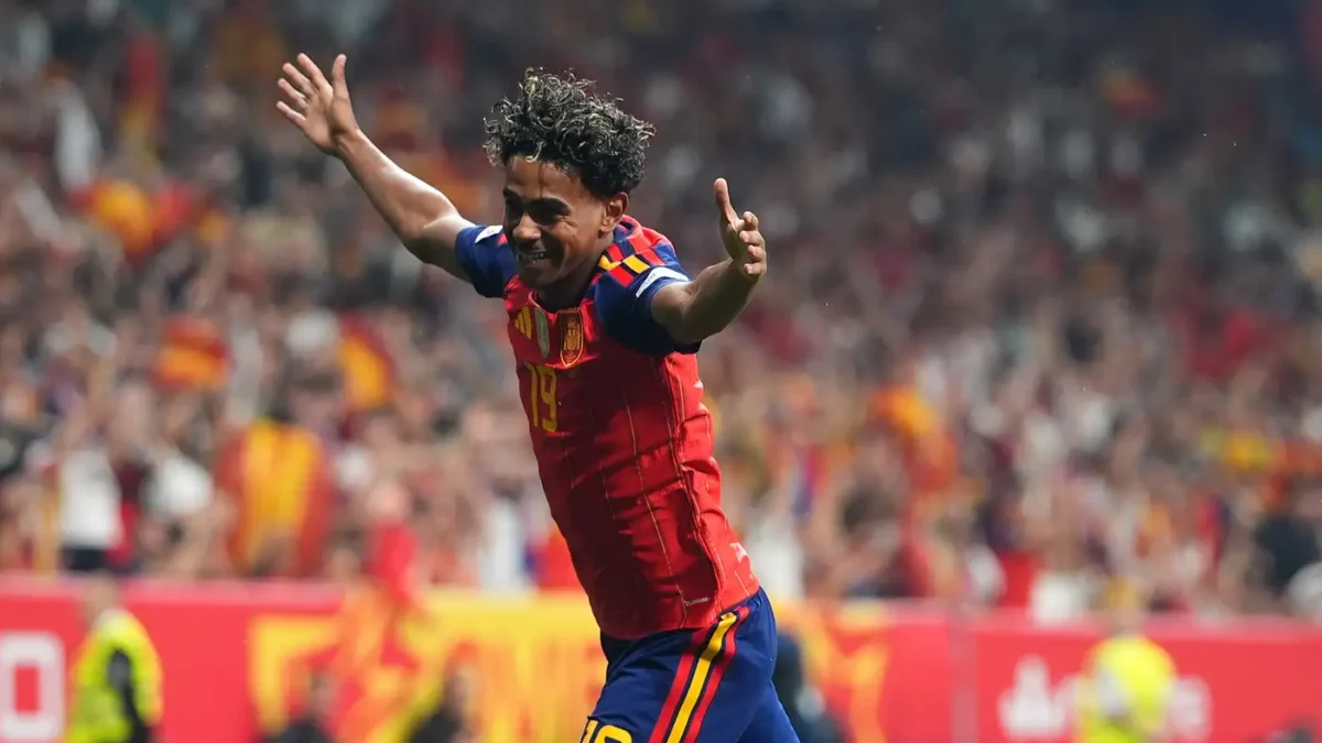 إنجاز تاريخي للامين يامال مع منتخب إسبانيا